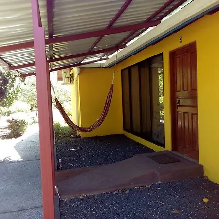 Iguanas & Congos Inn